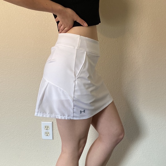 Under Armor Golf Skirt - Picture 5 of 6